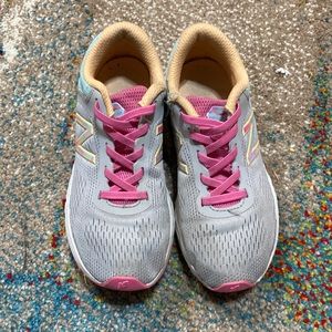 New Balance Girls Shoes